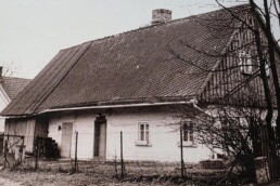 Chałupa w zabudowie drewnianej